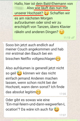 Frau antwortet begeistert auf Frage im WhatsApp-Chat