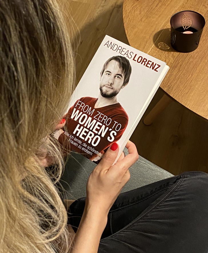 Das Buch „From Zero to Women's Hero“